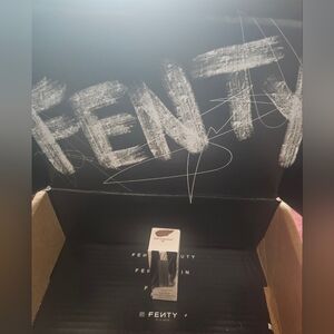 Fenty Gloss Bomb Stix High-Shimmering Lip Gloss Hot Choclit